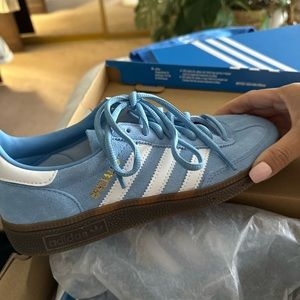 Adidas HANDBALL SPEZIAL SHOES women’s size 6 (men size 5)